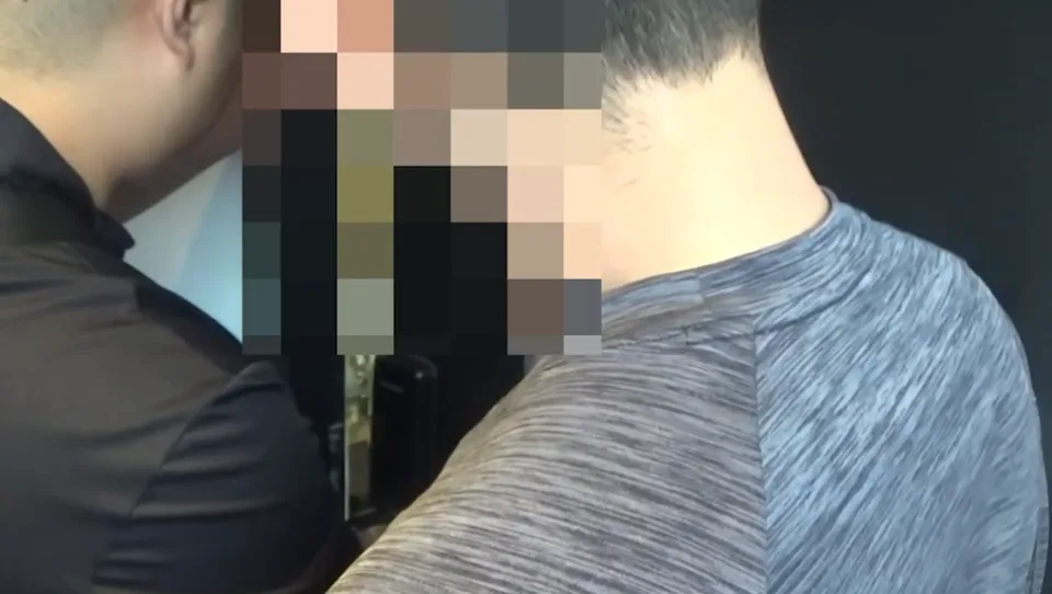 假普發1萬詐騙新招，婦人誤信「檢警」痛失80萬