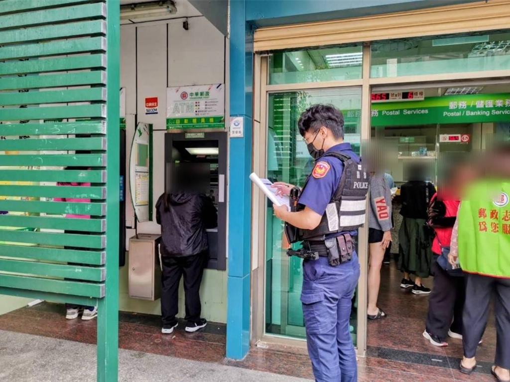 普發現金ATM領取首日，蘆竹警力巡守維護治安與反詐